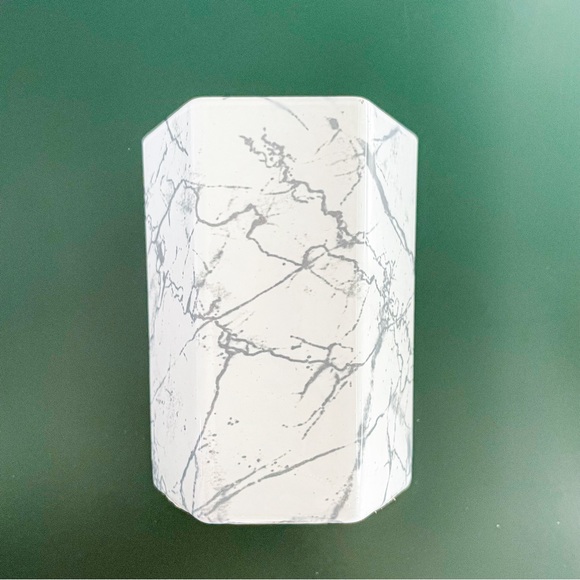 6 pack citronella glass candles with modern marble design. - Picture 6 of 6